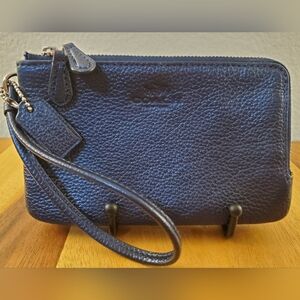 COACH WRISTLET IN EXCELLENT CONDITION!
